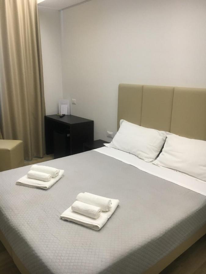 Hotel Saxon リミニ エクステリア 写真